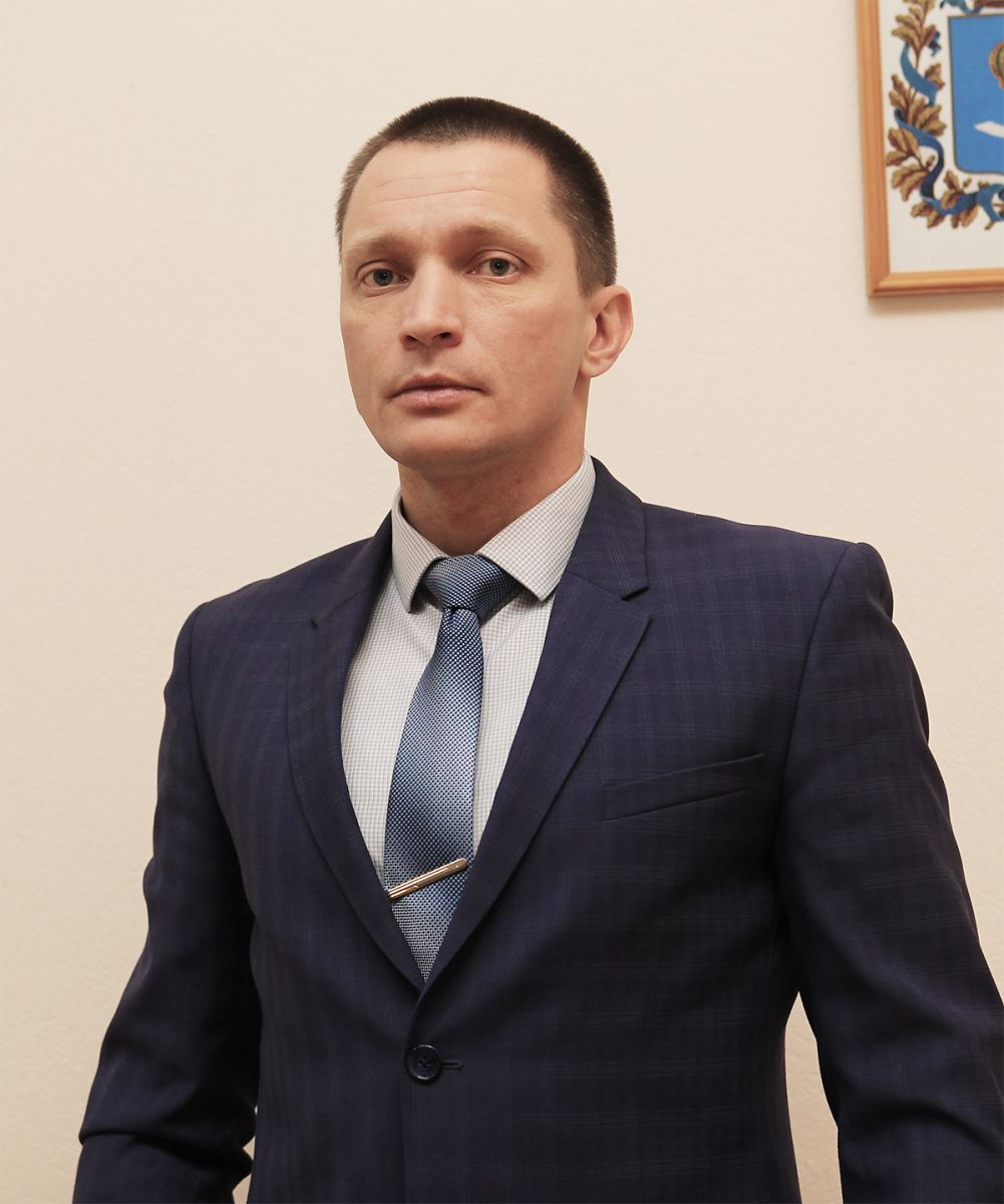                         Maksimenko Yuriy
            